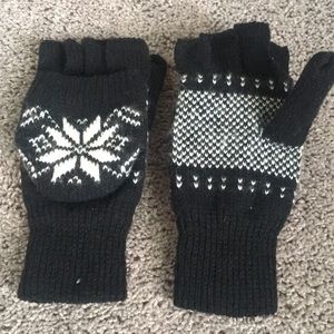 Convertible mitten/gloves in black